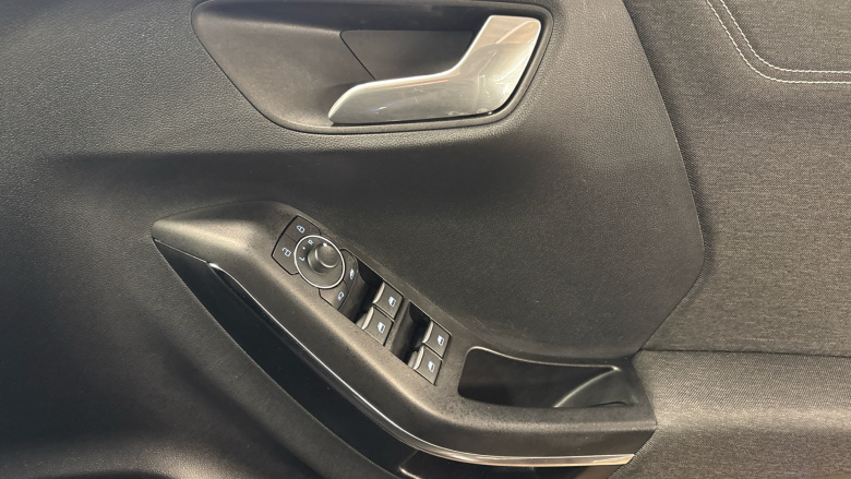 Ford Puma 1.0 EcoBoost Hybrid mHEV Titanium 5dr Petrol Hatchback